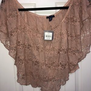 Cropped shirt brand new